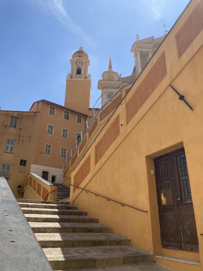 Queen Riviera : Climatisation, Parking, Terrasse Menton Exterior photo