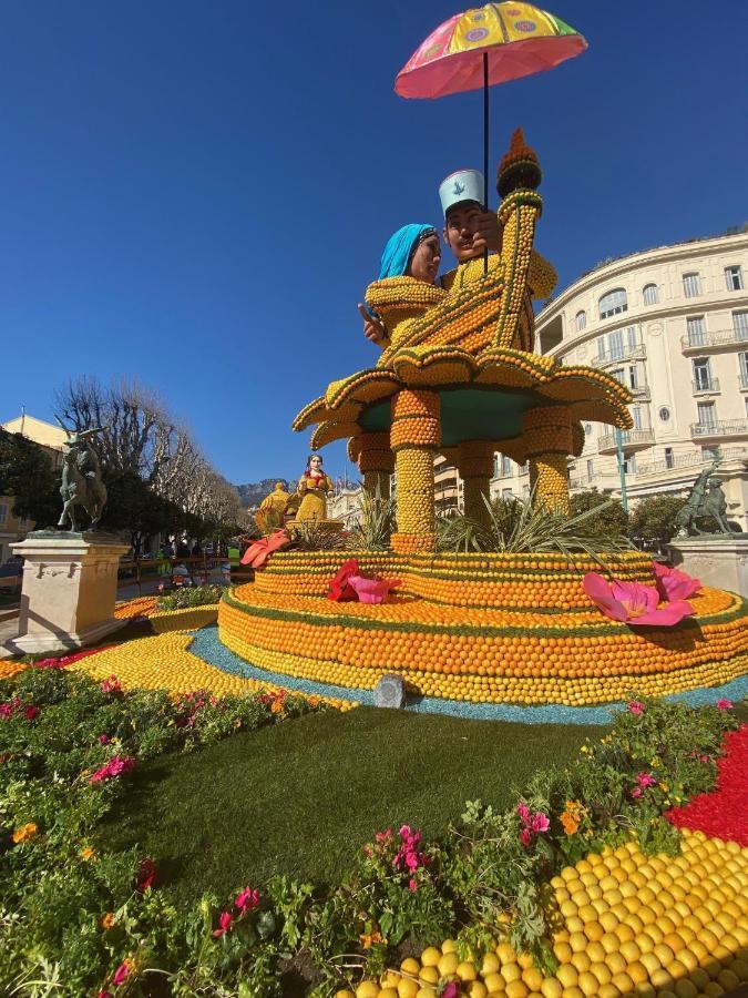 Queen Riviera : Climatisation, Parking, Terrasse Menton Exterior photo