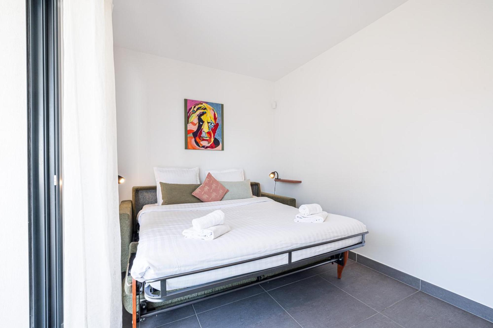 Queen Riviera : Climatisation, Parking, Terrasse Menton Exterior photo